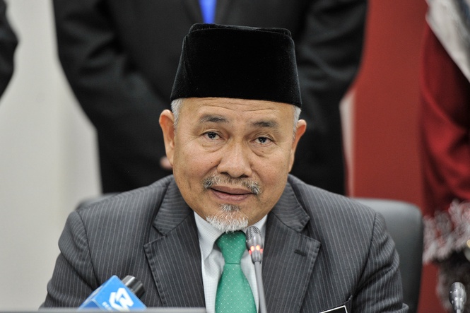 Image from: Pimpinan PAS tak hadir pengebumian Tun Dr Hasmah? Tuan Ibrahim jelaskan sebahagian ada program