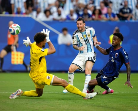 Image from: Messi Buka Jaringan, Cape Verde Bangkit Samakan Kedudukan 1-1