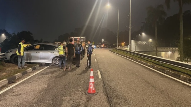 Image from: Penyelia Maut, Pemandu Lori Cedera Dirempuh Kereta Dipandu Di Bawah Pengaruh Alkohol