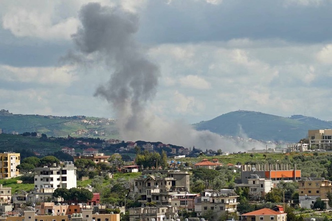 Lebanon PM says working to get Israeli troop withdrawal