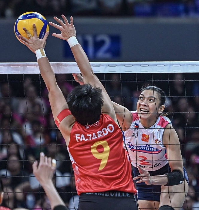 Creamline, Cignal gun for 2-0 edge in PVL semis showdown