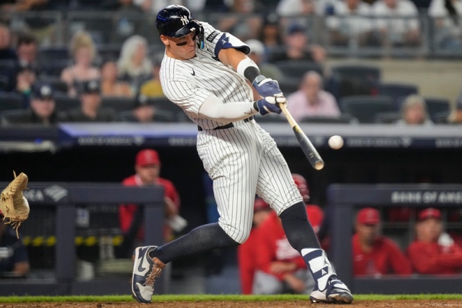 Judge, Grisham HR twice for Yankees