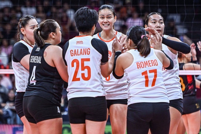 PVL Semis: Foxies stun Hitters in 4 sets to keep Finals bid alive