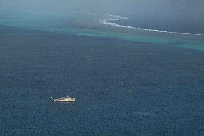 China moves to block entrance to Bajo de Masinloc