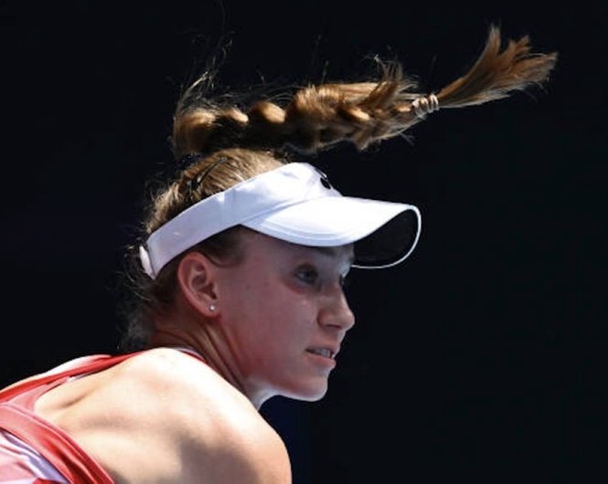 Rybakina survives Leylah to reach Stuttgart semis