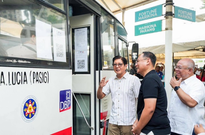 Marcos inspects Service Contracting Program implementation at Araneta Center terminal