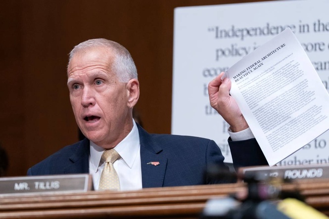 Tillis says he's ready to move ahead with confirming Warsh as Trump's pick as Fed chair