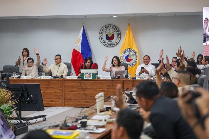 House panel finds probable cause to impeach Duterte
