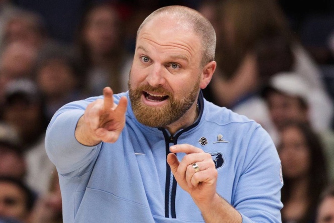 Bucks hire ex-Grizzlies coach Jenkins