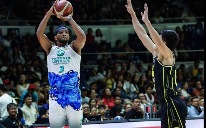 Phoenix edges TNT in overtime