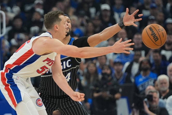 Pistons survive in stunning Orlando playoffs collapse