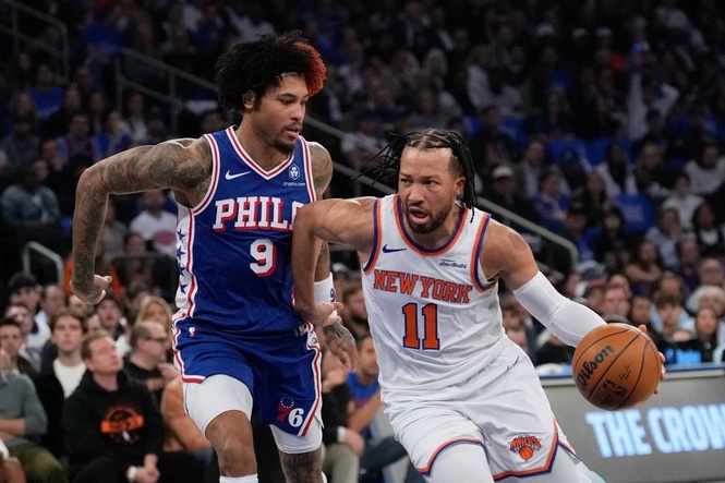 Brunson leads Knicks in rout of Sixers