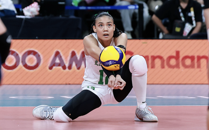 La Salle sweeps NU in Game 1, nears UAAP crown