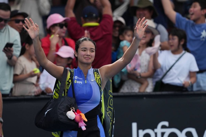 Eala feels the Filipino support at the Italian Open and makes a discovery at the Vatican