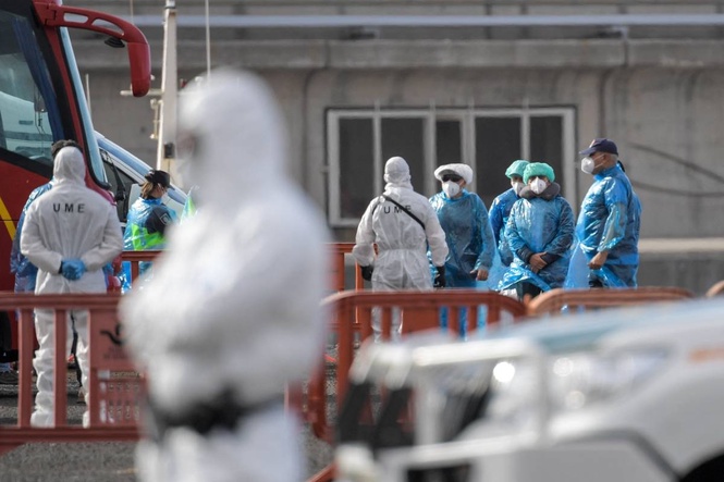 Spain says took 'all measures' to stop hantavirus, after positive tests