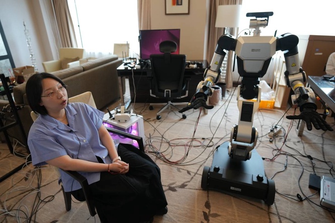 A South Korean startup captures workers' techniques to develop AI brains for robots