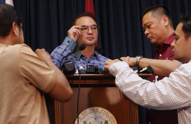 Cayetano admits Bato rode in his car when he entered Senate