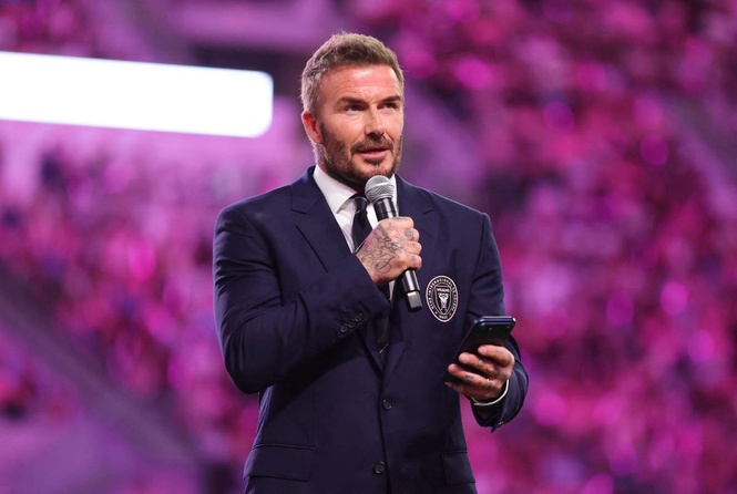 Beckham becomes first British billionaire sportsman