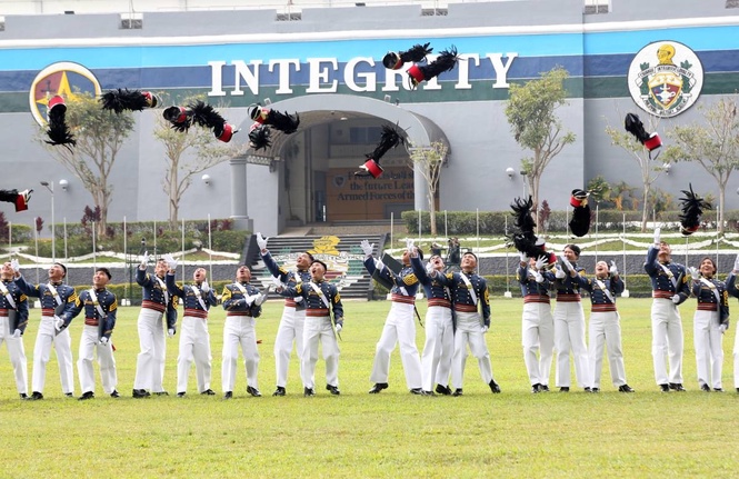 Marcos to PMA graduates: Remain loyal to Constitution