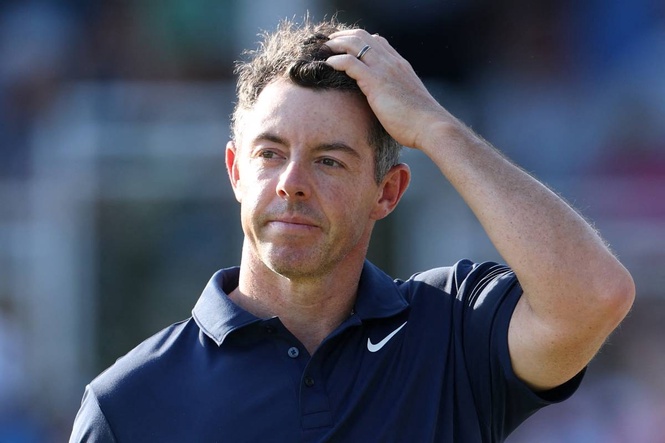 Frustrated McIlroy drops F-bomb in exchange with PGA heckler