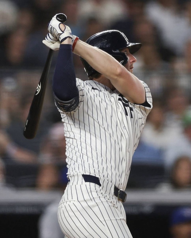 Yankees hold off Blue Jays in 90-degree heat