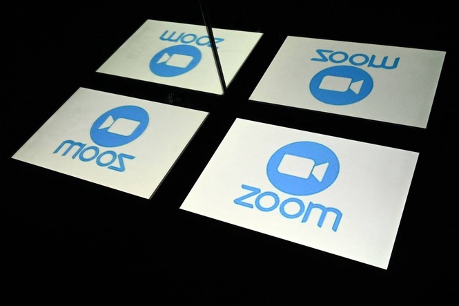Zoom raises annual forecasts, banks on AI features to drive demand