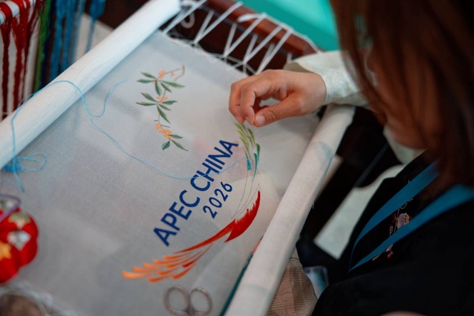 APEC trade envoys gather in China to discuss trade imbalances, supply chain resilience