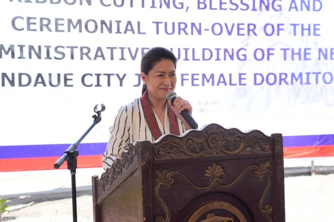 Central Visayas lawmakers, mayors lead governance poll