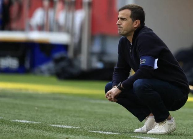 Martinez Novell replaces Hjulmand as Leverkusen coach