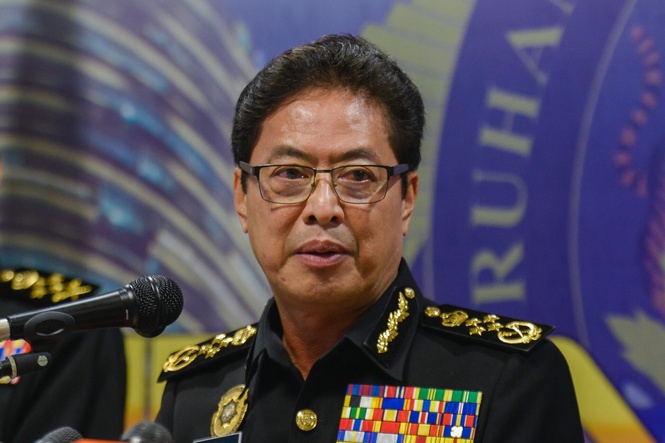 ‘Azam must go or we go,’ DAP MP warns Putrajaya in Parliament - Newswav