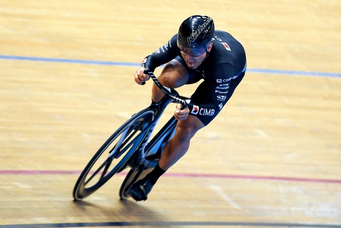 Image from: Azizulhasni slips out of UCI top 20 despite dominant World Cup showing