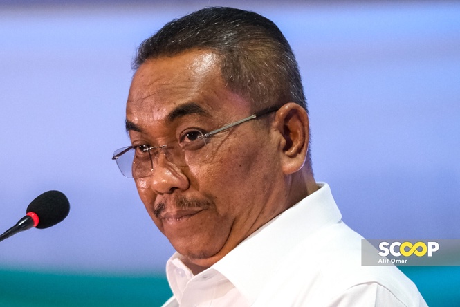 Image from: Sanusi sole SG4 leader to ask questions at Federal briefing : Fahmi