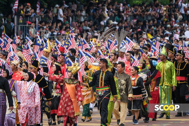 Image from: Malaysians are united, divided when Politicians say the wrong things — Ravindran Raman Kutty