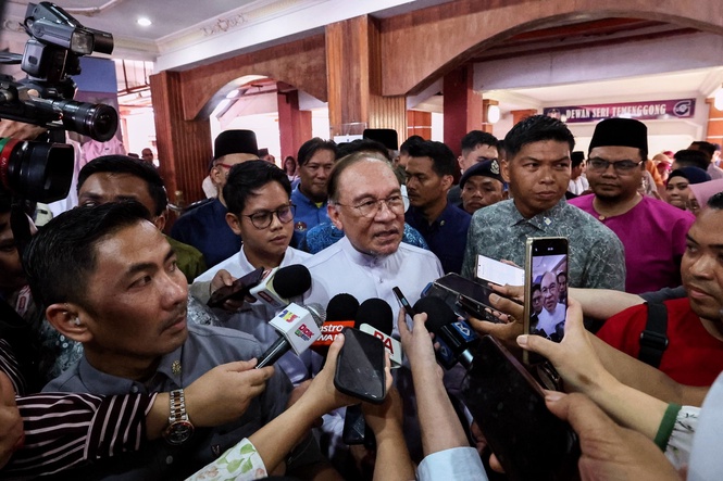 Image from: ‘Where’s the proof?’: Anwar dismisses claims of Africa trip fund stash as slander