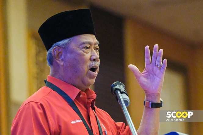 Image from: Pengiktirafan UEC hadiah ‘paling buruk’ sempena sambutan Hari Guru tahun ini: Muhyiddin