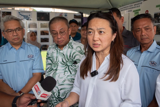 Image from: Putrajaya traders, hawkers get 30% rental discount for one year