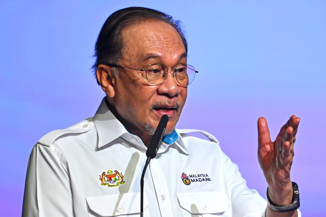 Image from: Cadangan kaji semula subsidi minyak bagi T20 dimuktamad dalam masa terdekat: Anwar