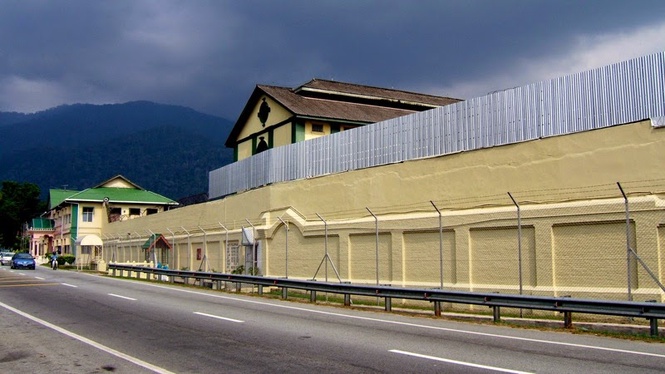 Image from: Prisons dept vows probe into staff brutality after scathing Suhakam report