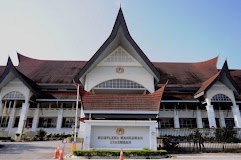 Image from: Undang Yang Empat heret DKU ke mahkamah