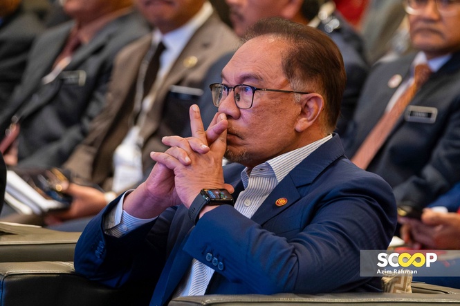 Image from: Dilema PRU16 Anwar: bubar awal atau tunggu habis penggal?