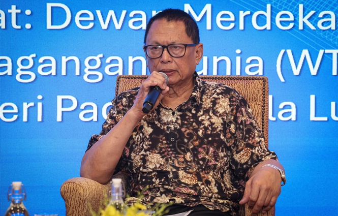 Image from: Puad defends recommending son for election candidacy amid Umno exit row