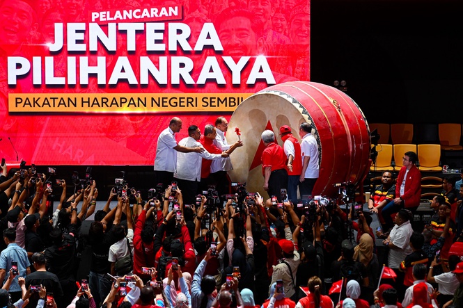 Image from: Saya tidak pernah anggap Umno musuh dalam Kerajaan Perpaduan: Anwar