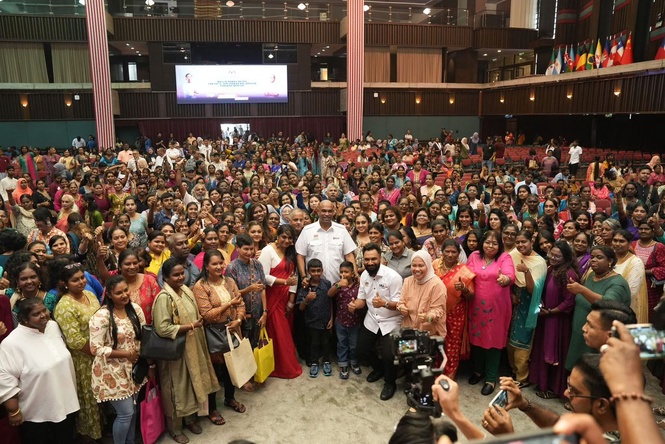 Image from: Mitra launches Uyarvu Madani grants of up to RM50,000 to boost Indian entrepreneurs