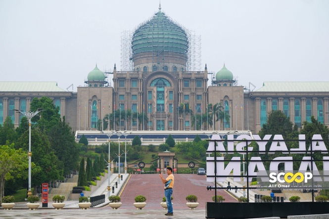 Image from: BMW vehicle used by PM is an existing govt asset : JPM