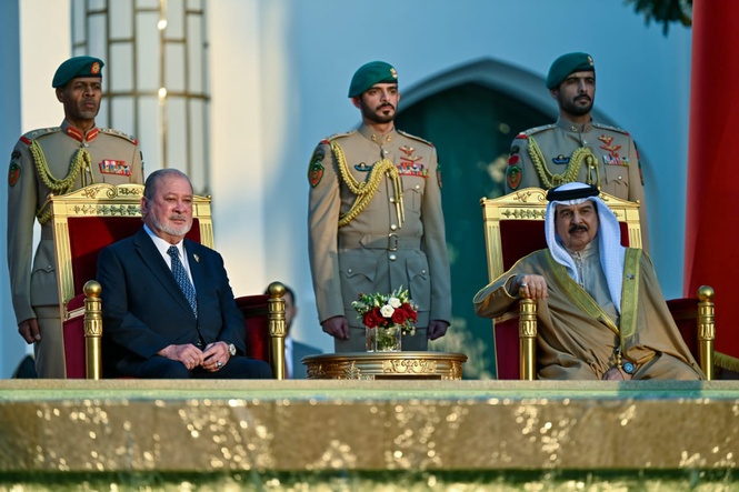 Image from: Sultan Ibrahim’s royal diplomacy brings Bahrain F1 GP back to Sepang after nine years