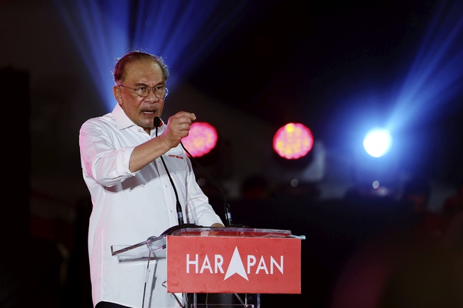 Image from: Don’t weaponize royalty, constitution in N9 polls, Anwar warns