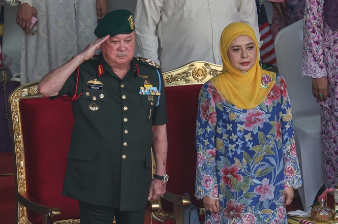 Image from: King, Queen extend 69th National Day greetings to all Malaysians
