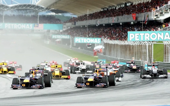 Image from: Malaysians can catch F1 action at Sepang from just RM200