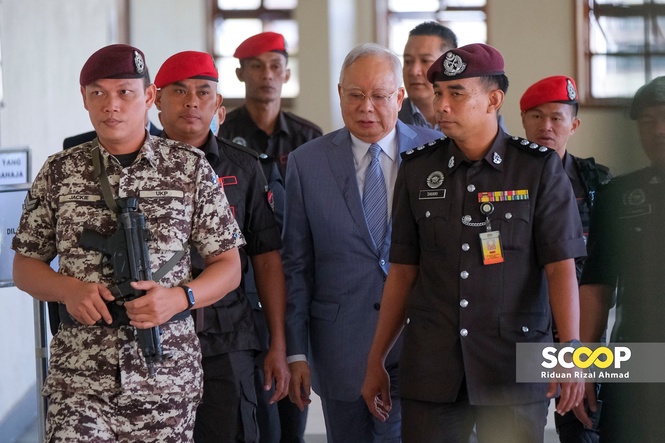 Image from: Najib pardon postponement gives ‘breathing space’ amid heated debate: analysts