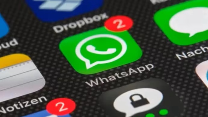 Image from: MCMC steps in after complaints of hacked and blocked WhatsApp accounts